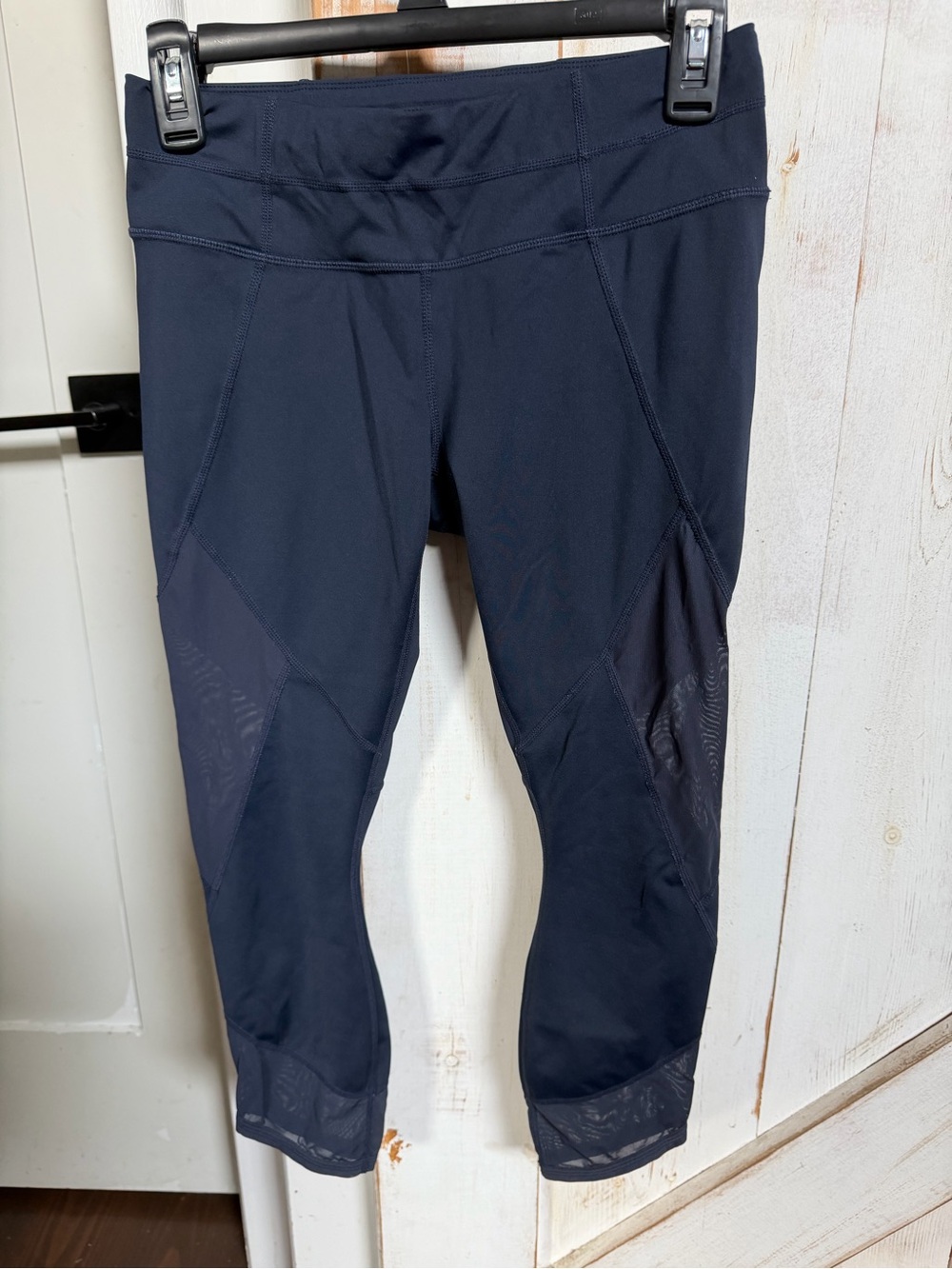 Athleta Dark Blue High-Rise Capri Leggings
